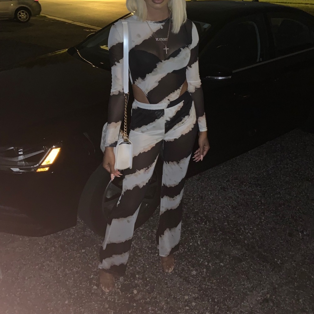 Matching pants set (WORN ONCE)